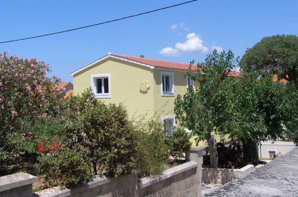 Apartments Buturic Sali Buitenkant foto